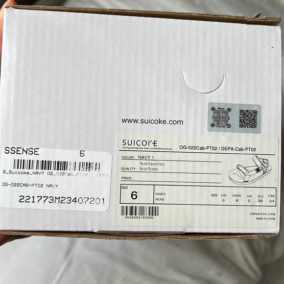 NEW SUICOKE Navy Bandana Paisley DEPA-CAB Sandals - Picture 8 of 8